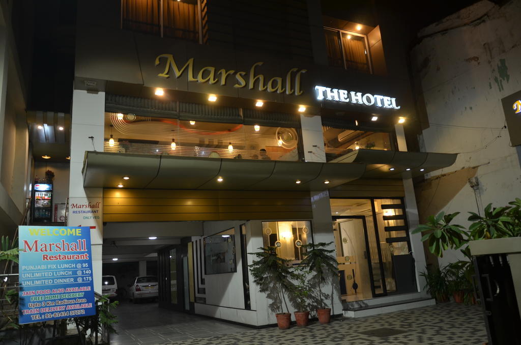 Capital O 978 Marshall The Hotel Ahmedabad Exterior photo